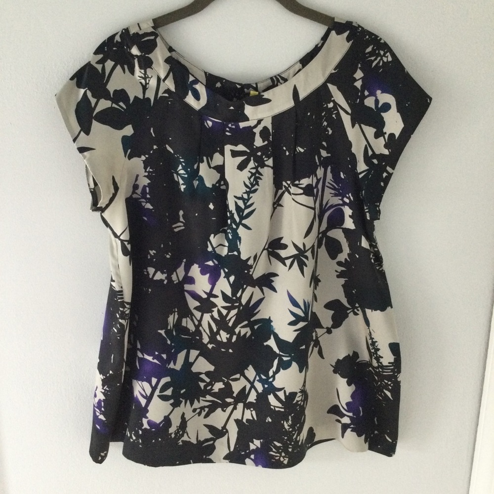 Theory Raglan Sleeve 100% Silk Blouse